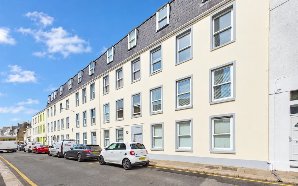 Kensington place st helier 34590131 cam05512 g0 pr0045 still001