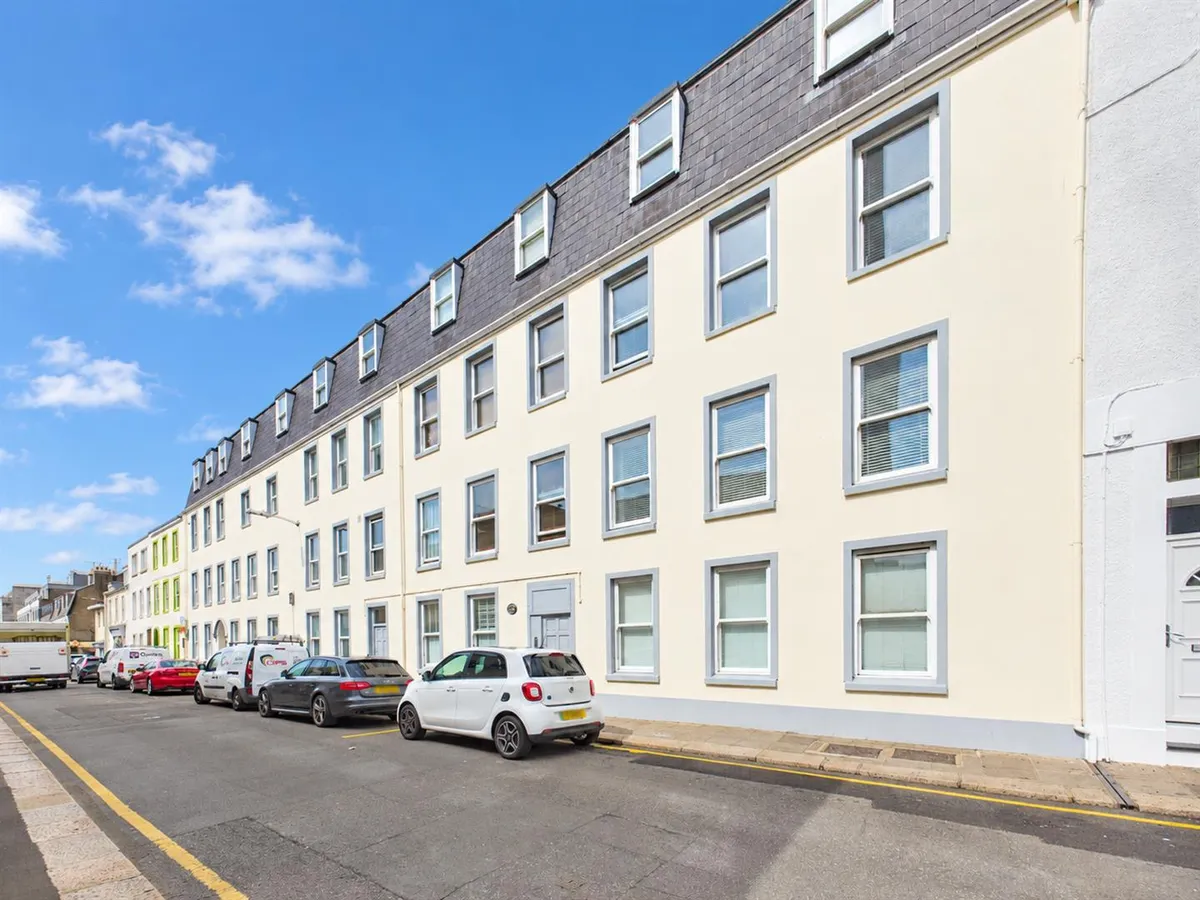 Kensington place st helier 34590131 cam05512 g0 pr0045 still001