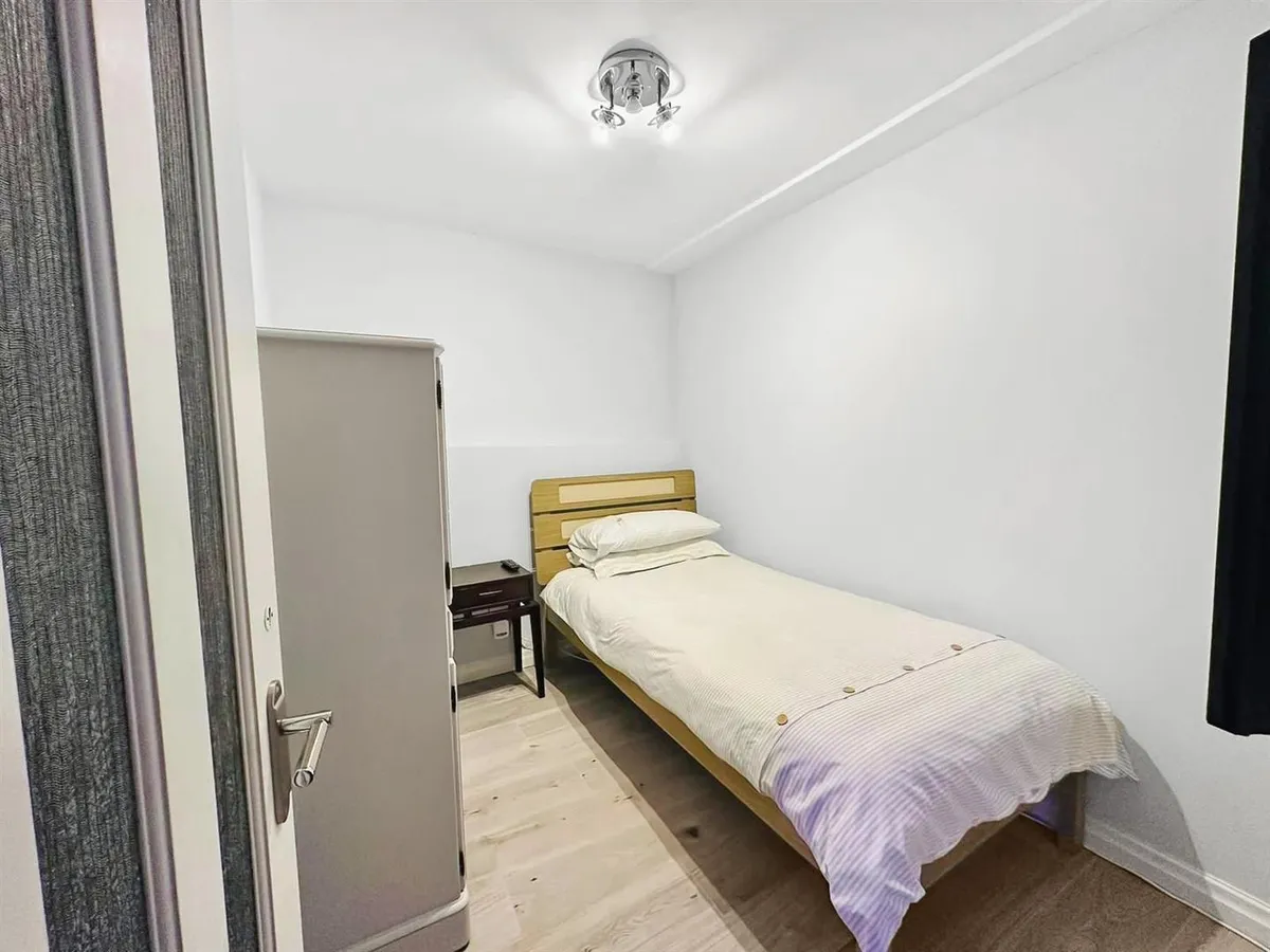 La route de st aubin st helier 34603075 5a95673a 869c 4748 a489 c21952aec282