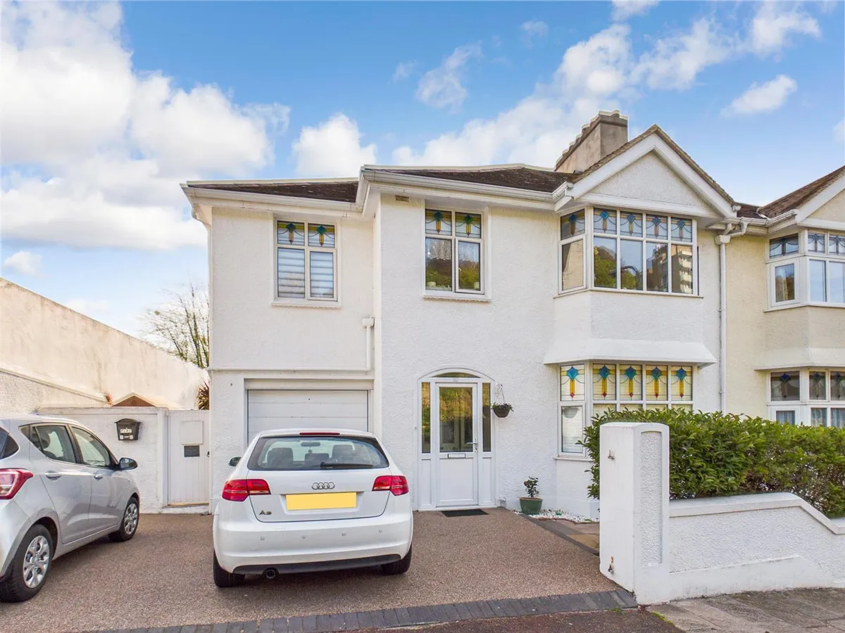 Regent road 34608627 cam05512 g0 pr0047 still011