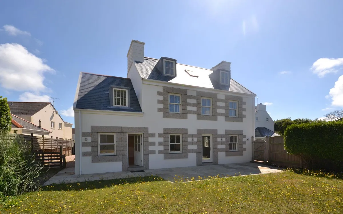 La rue du pontlietaut st clement 34612407 dsc 0187