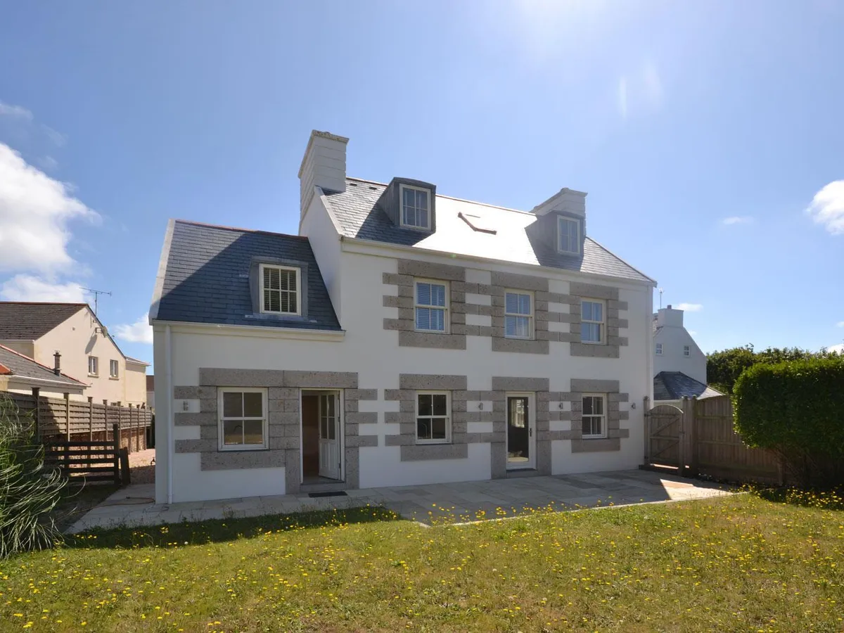 La rue du pontlietaut st clement 34612407 dsc 0187