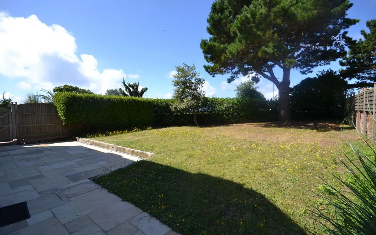 La rue du pontlietaut st clement 34612407 dsc 0161