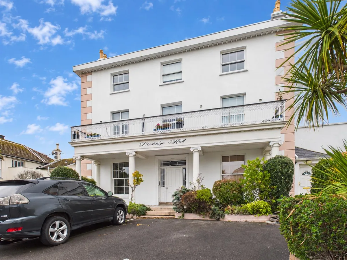 Upper kings cliff st helier 34987373 exterior