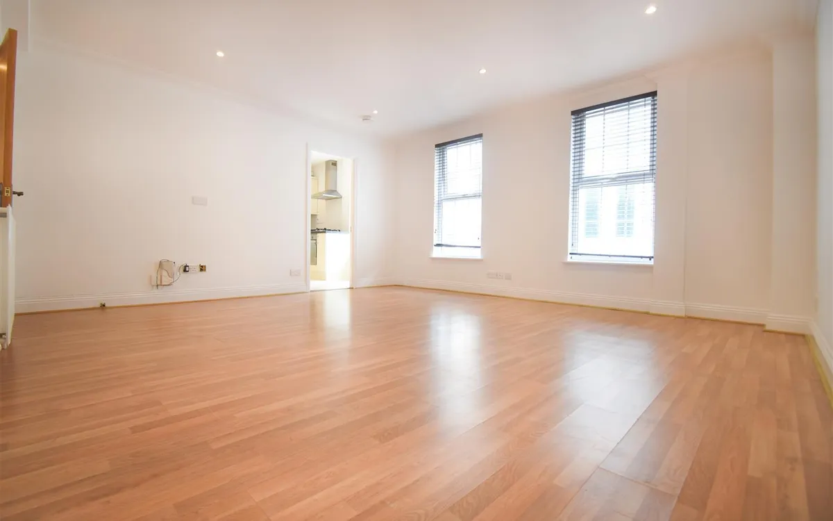 Wesley street st helier 34642307 dsc 0158