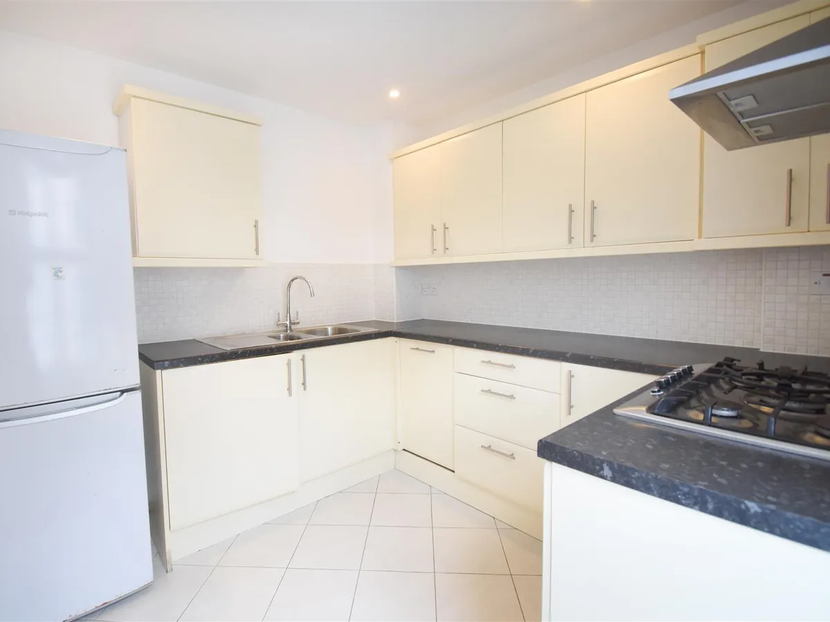 Wesley street st helier 34642307 dsc 0159 2