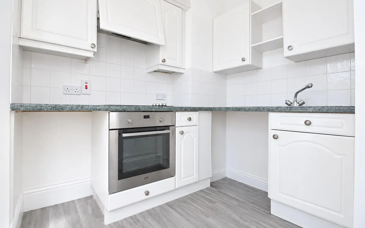 West park avenue st helier 35007870 bright modern l shaped kitchen