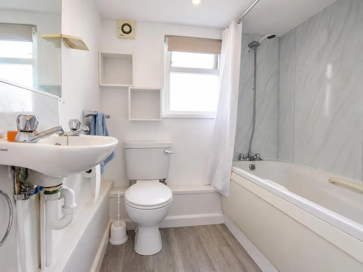 West park avenue st helier 35007870 bright neutral bathroom interior