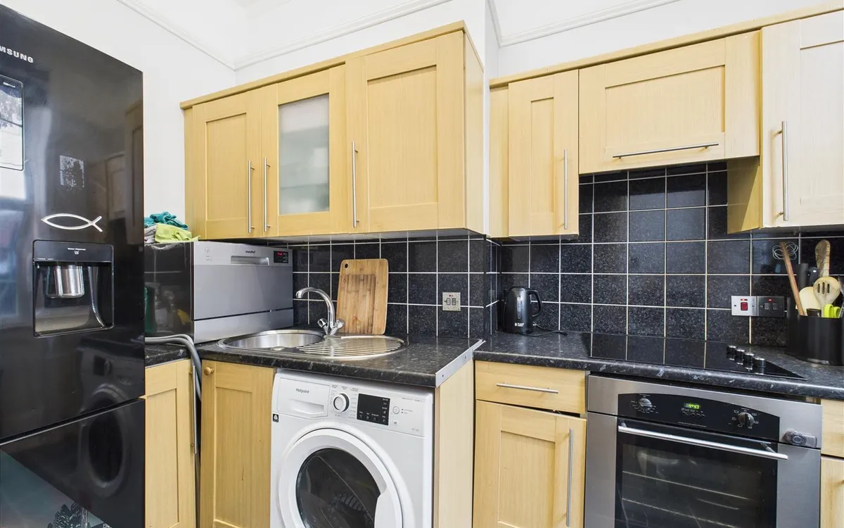 Belmont road st helier 34196146 cam05512 g0 pr0024 still010