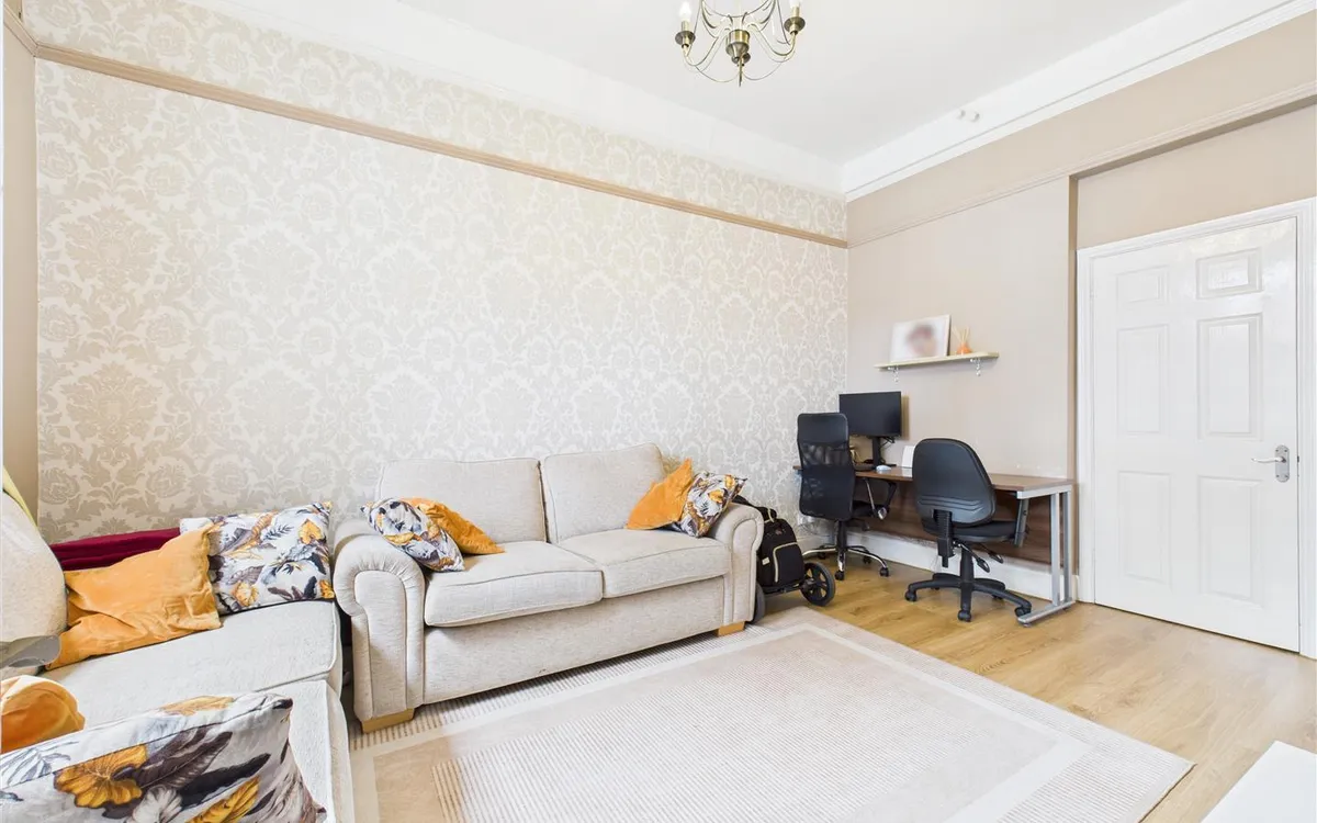 Belmont road st helier 34196146 cam05512 g0 pr0024 still003