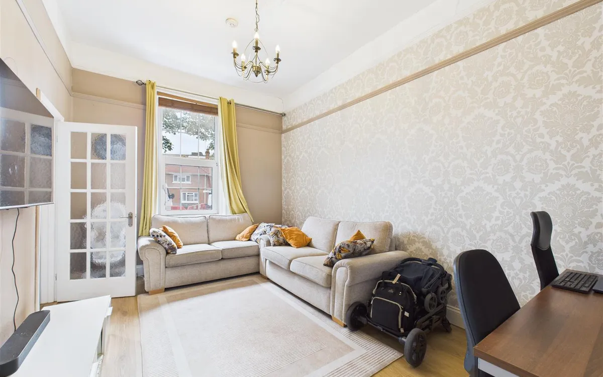 Belmont road st helier 34196146 cam05512 g0 pr0024 still001