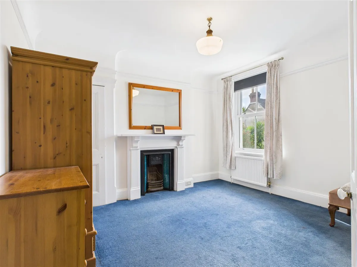 Beach road st saviour 34204610 cam05512 g0 pr0021 still001