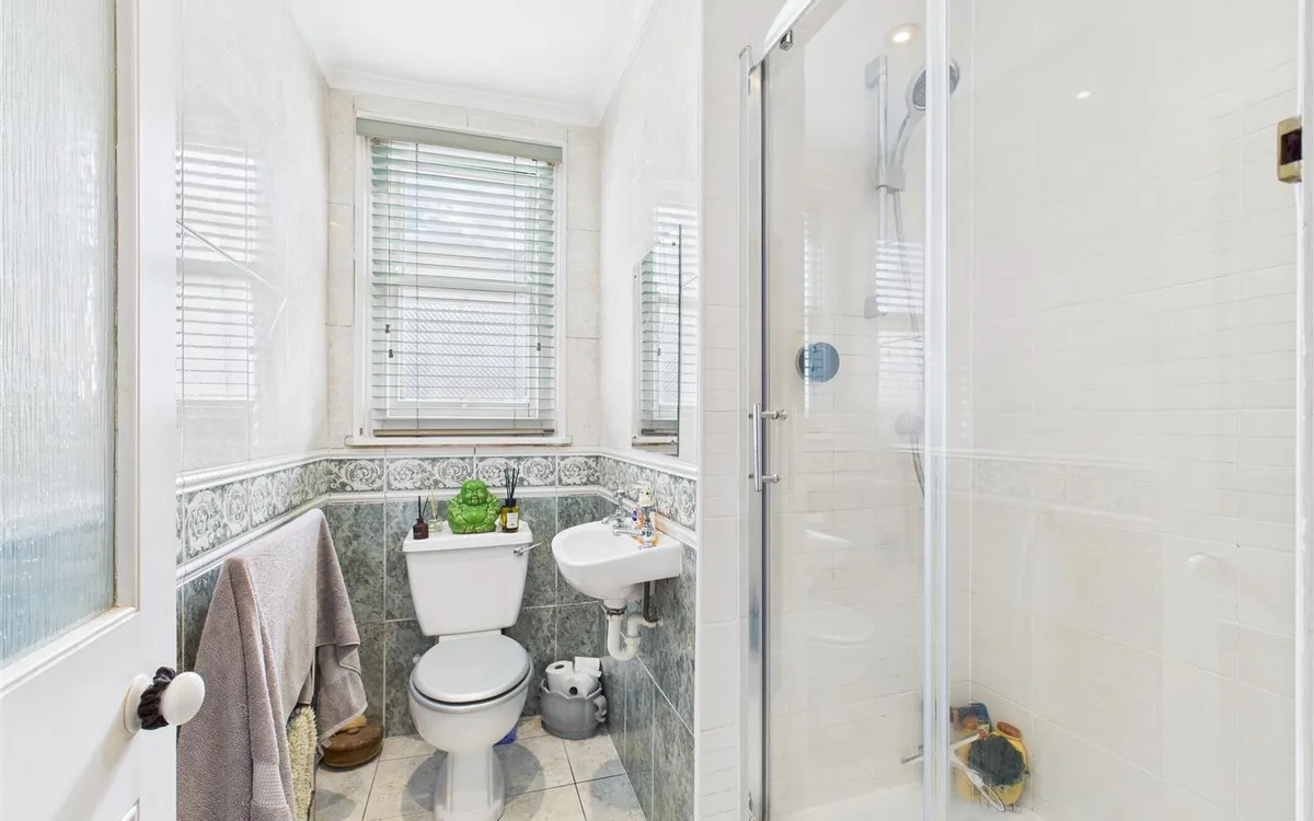 Beach road st saviour 34204610 cam05512 g0 pr0021 still006