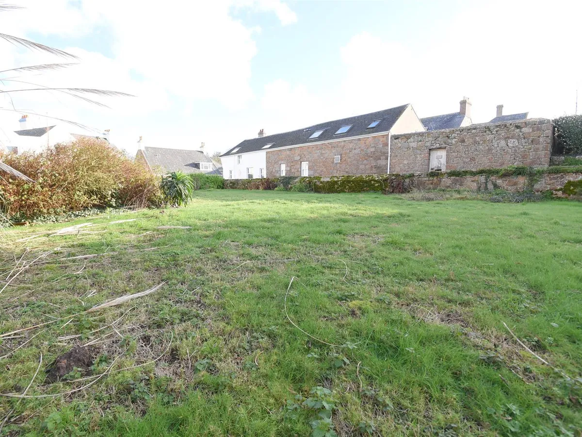 La route de plemont st ouen 32055136 dsc 0984 copy