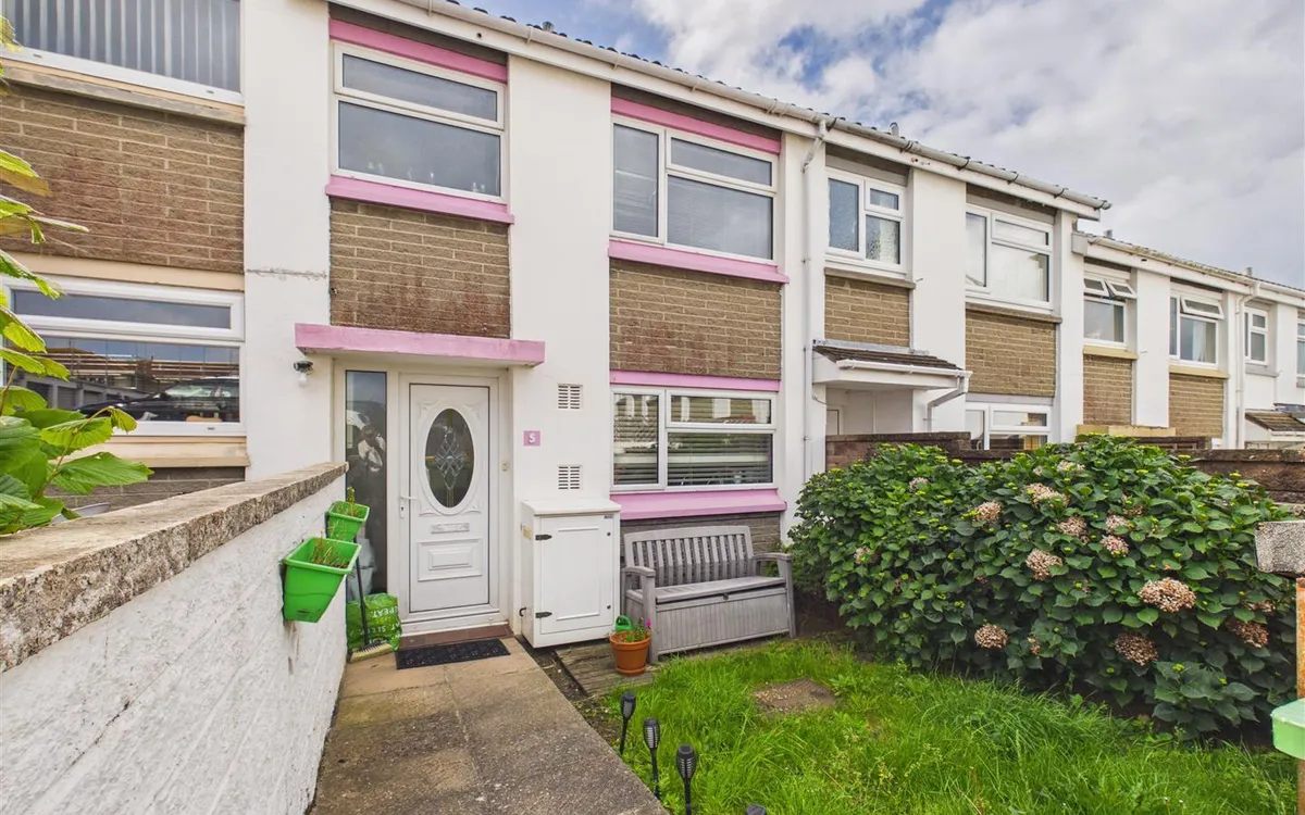 Upper kingscliff la pouquelaye 34670625 cam05512 g0 pr0051 still017