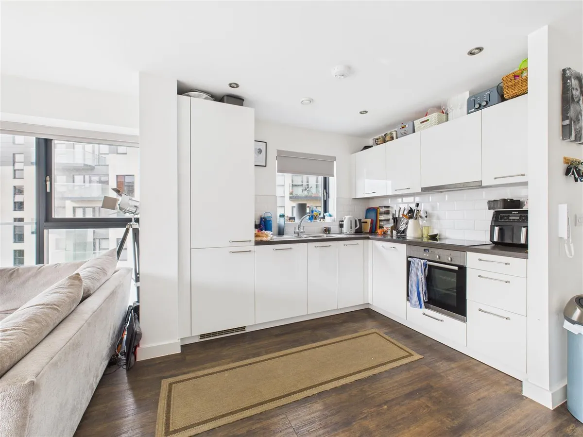 Westmount road 34250952 cam05512 g0 pr0026 still017