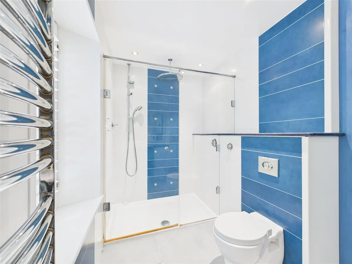 Mont a l abbe manor 34252766 cam05512 g0 pr0027 still009