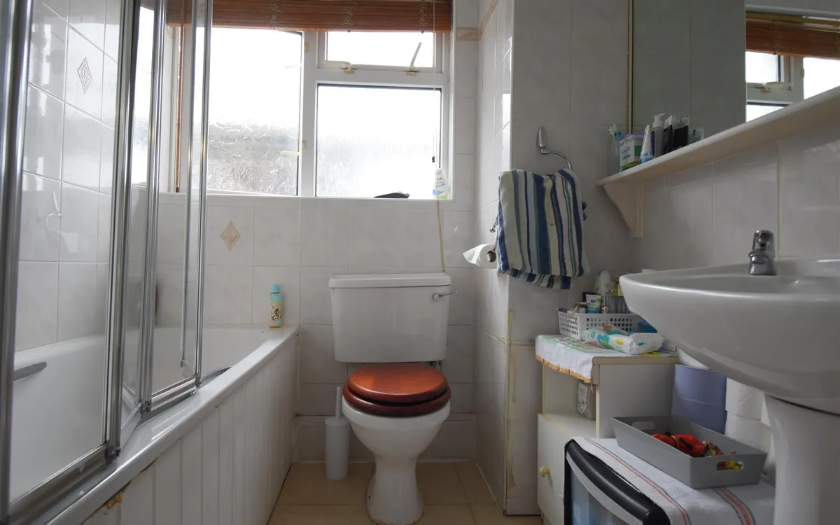 Marett court marett road 34698210 dsc 0090