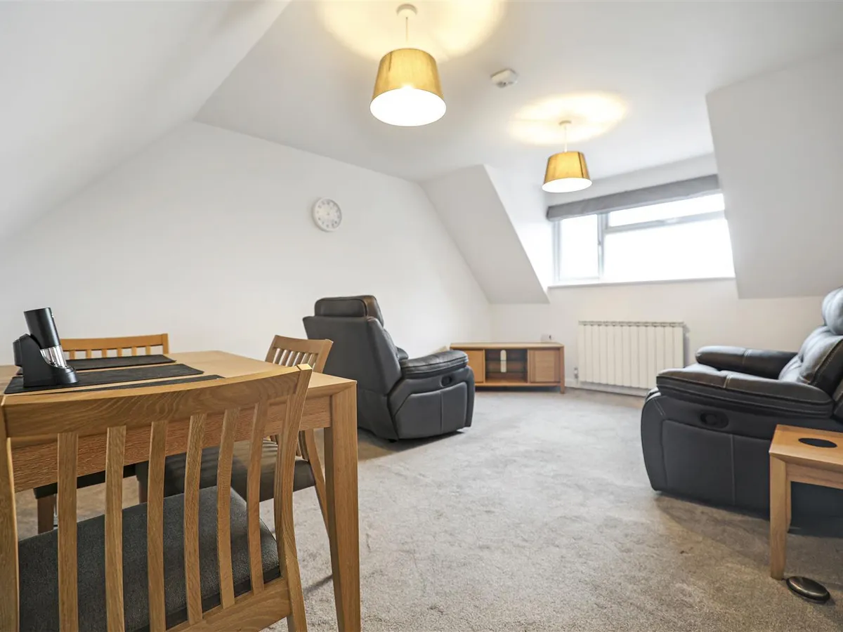 La rue de la corbiere st brelade 34734006 ei8 a2525