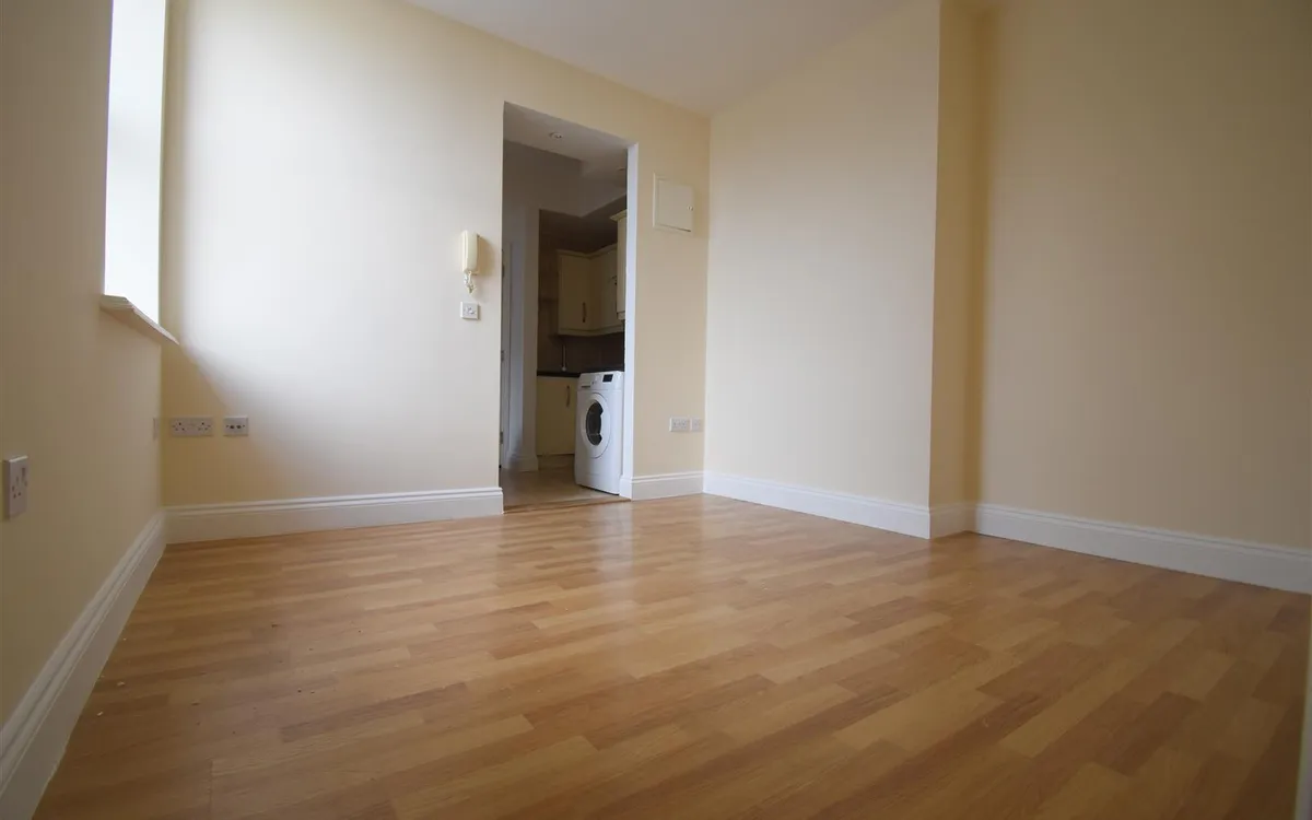 30 midvale road st helier 34734833 dsc 0476