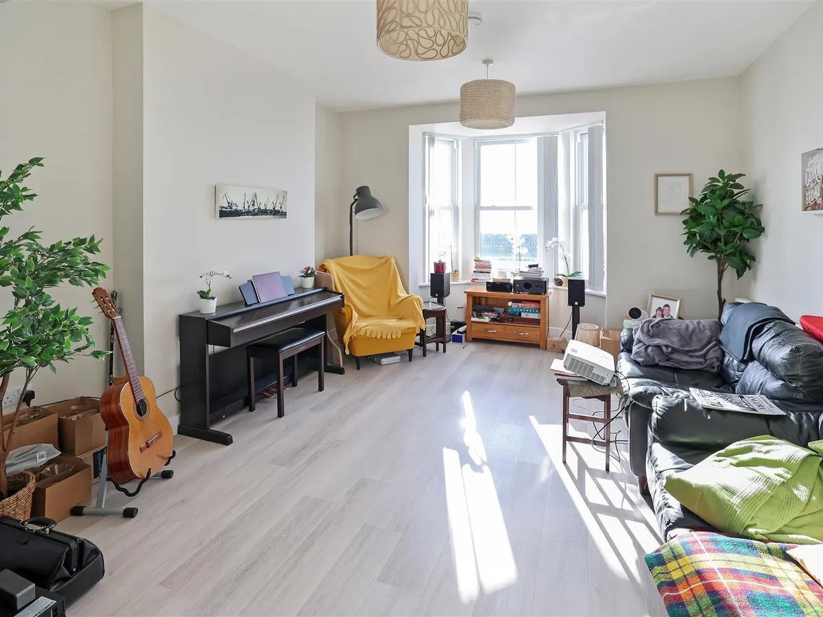 Victoria avenue st helier 34321194 ei8 a1599