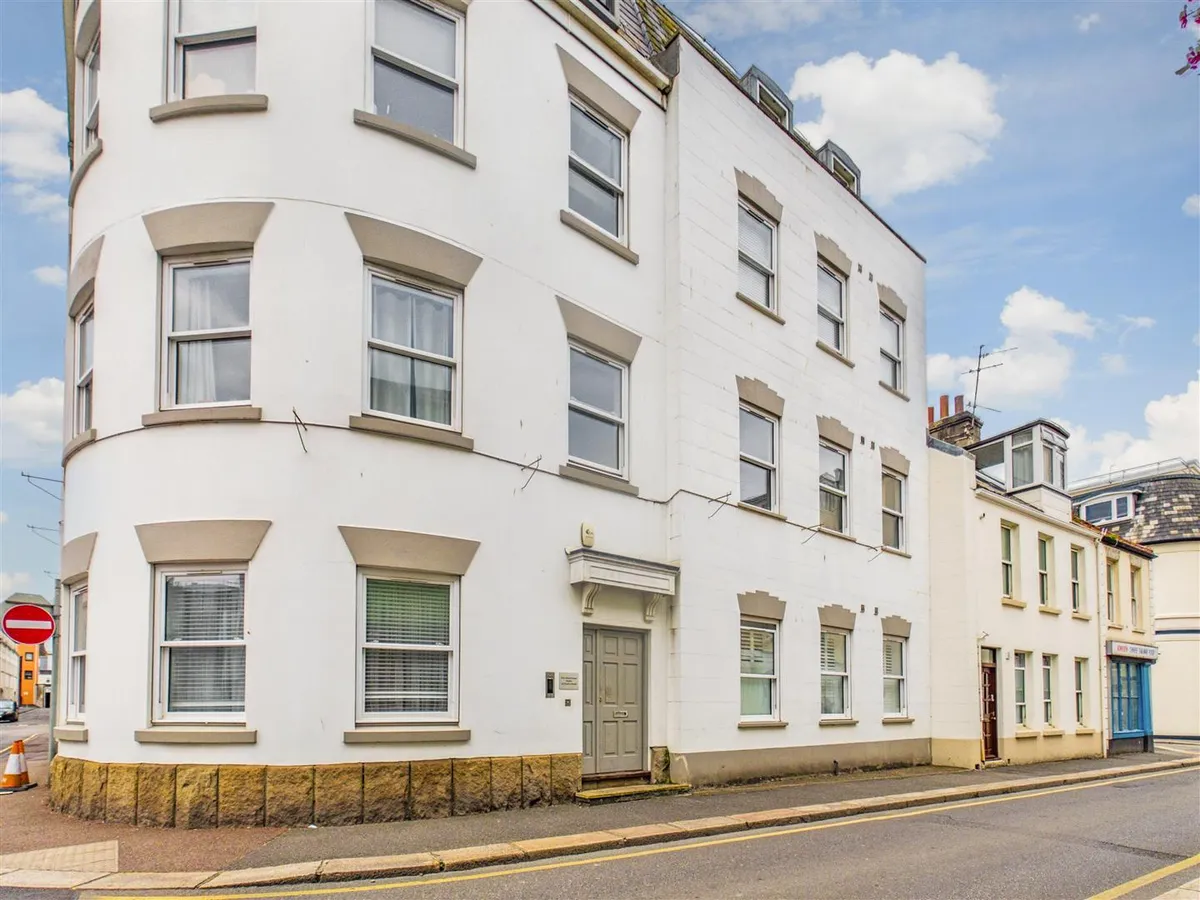 1st island house st helier 34752843 cam05512 g0 pr0055 still009