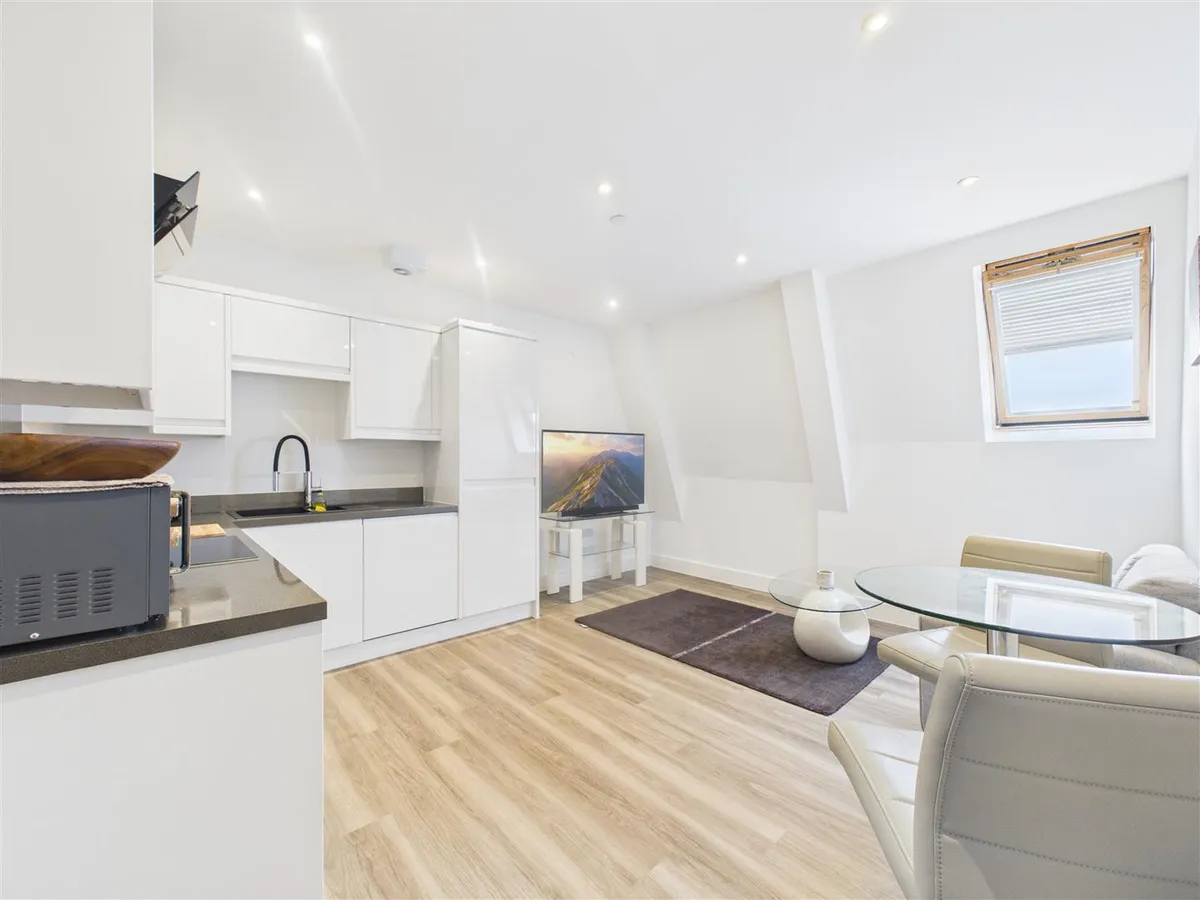 1st island house st helier 34752843 cam05512 g0 pr0055 still003