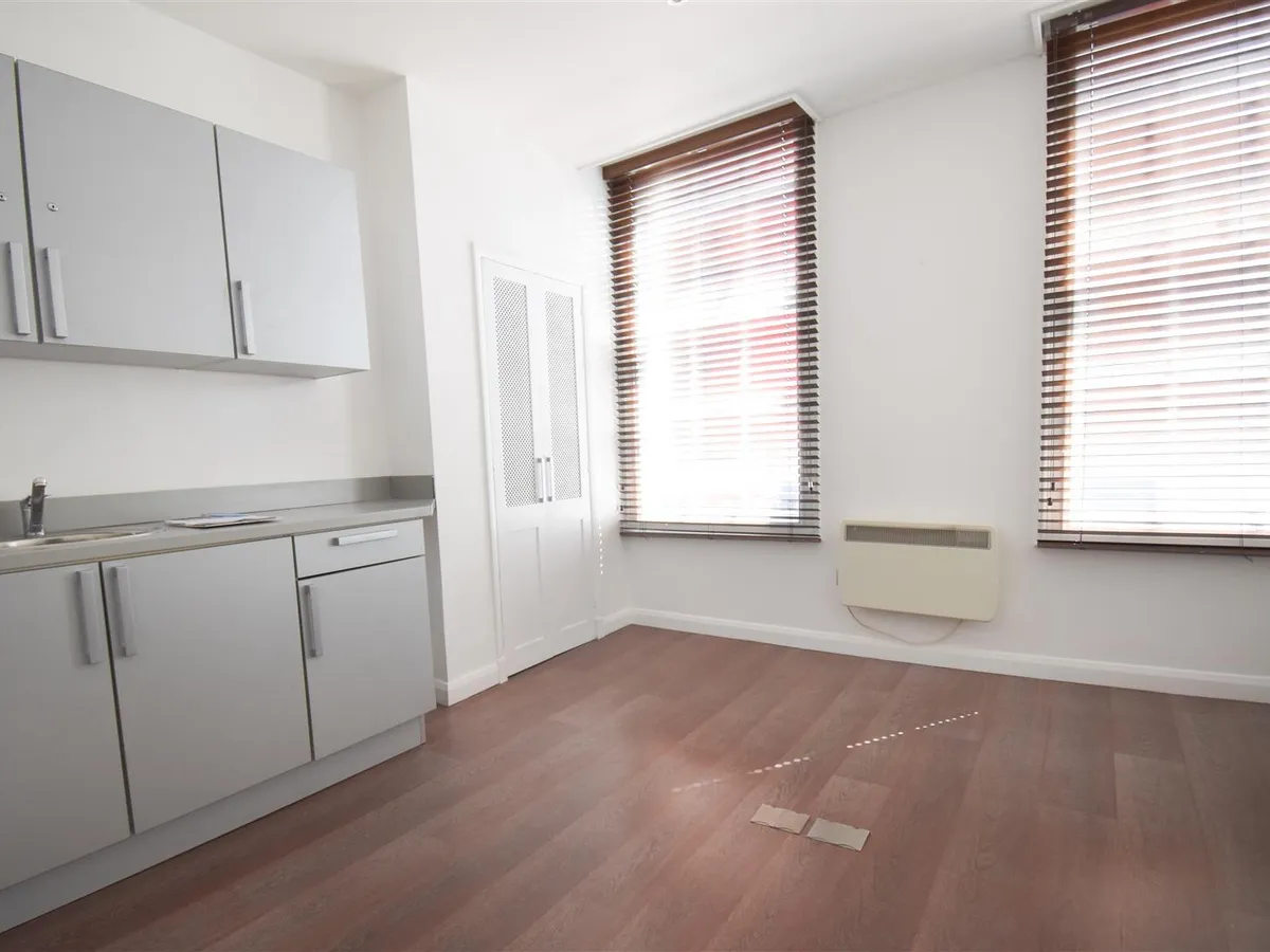 Halkett place st helier jersey 33100282 dsc 0811