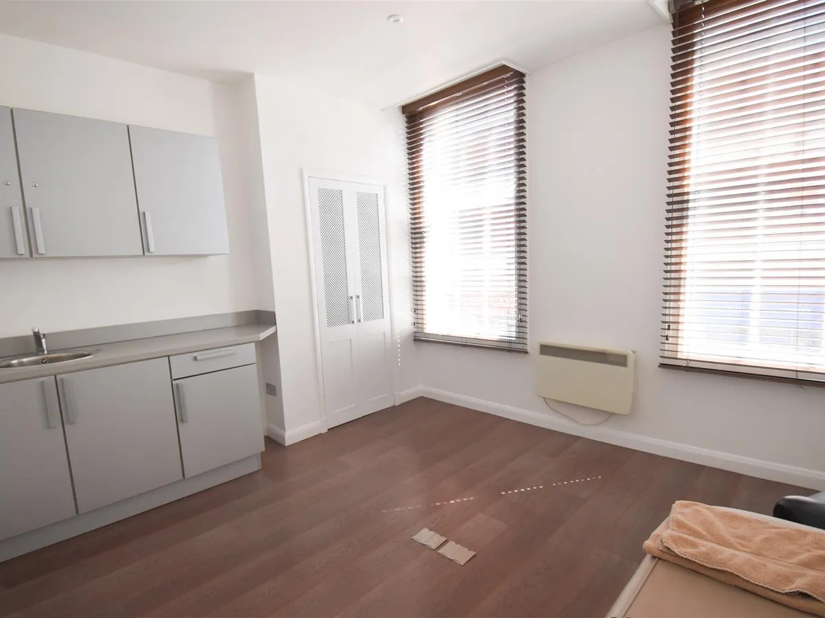 Halkett place st helier jersey 33100282 dsc 0813