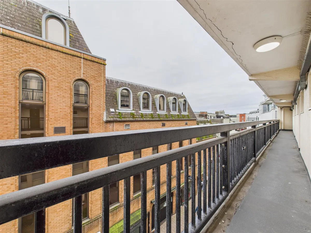 Colomberie court st helier 34441794 cam05512 g0 pr0035 still021