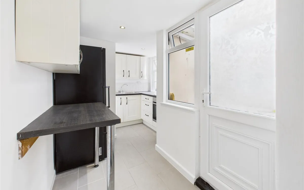 Duhamel place st helier 34447663 cam05512 g0 pr0036 still001