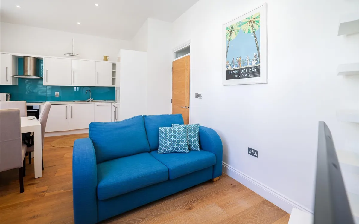 Roseville street st helier 34794735 ei8 a2734