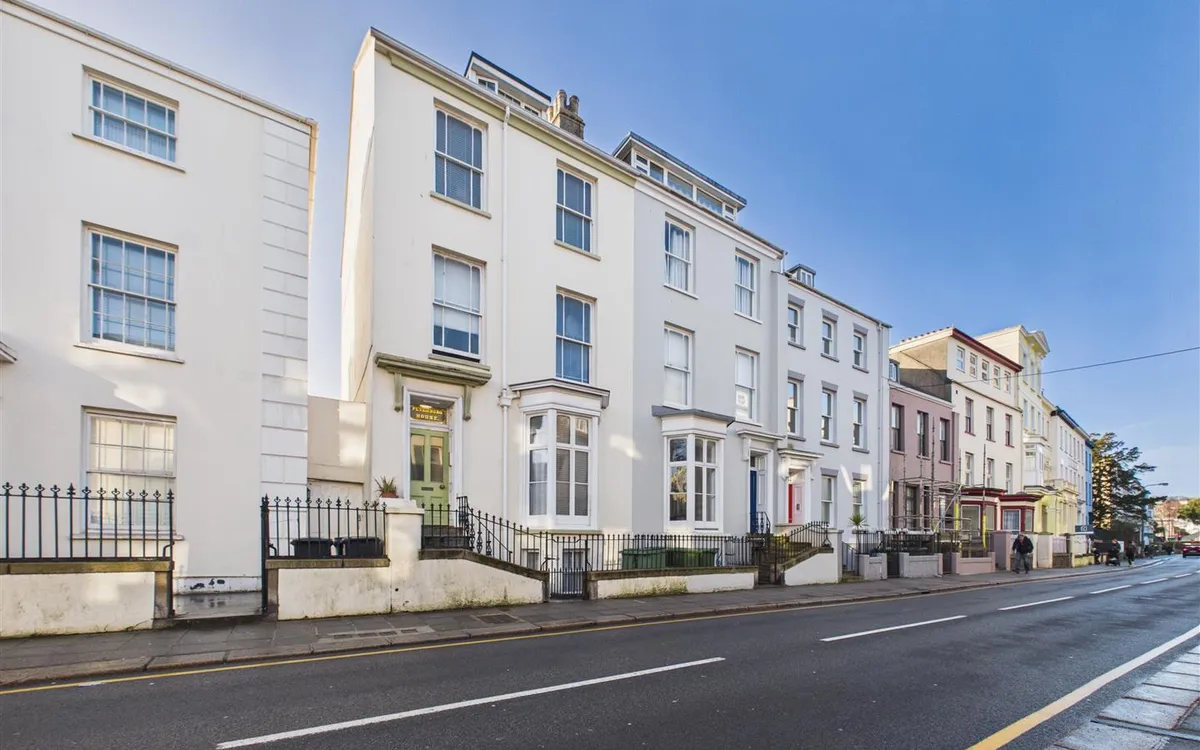 36 david place st helier 34453872 cam05512 g0 pr0037 still017