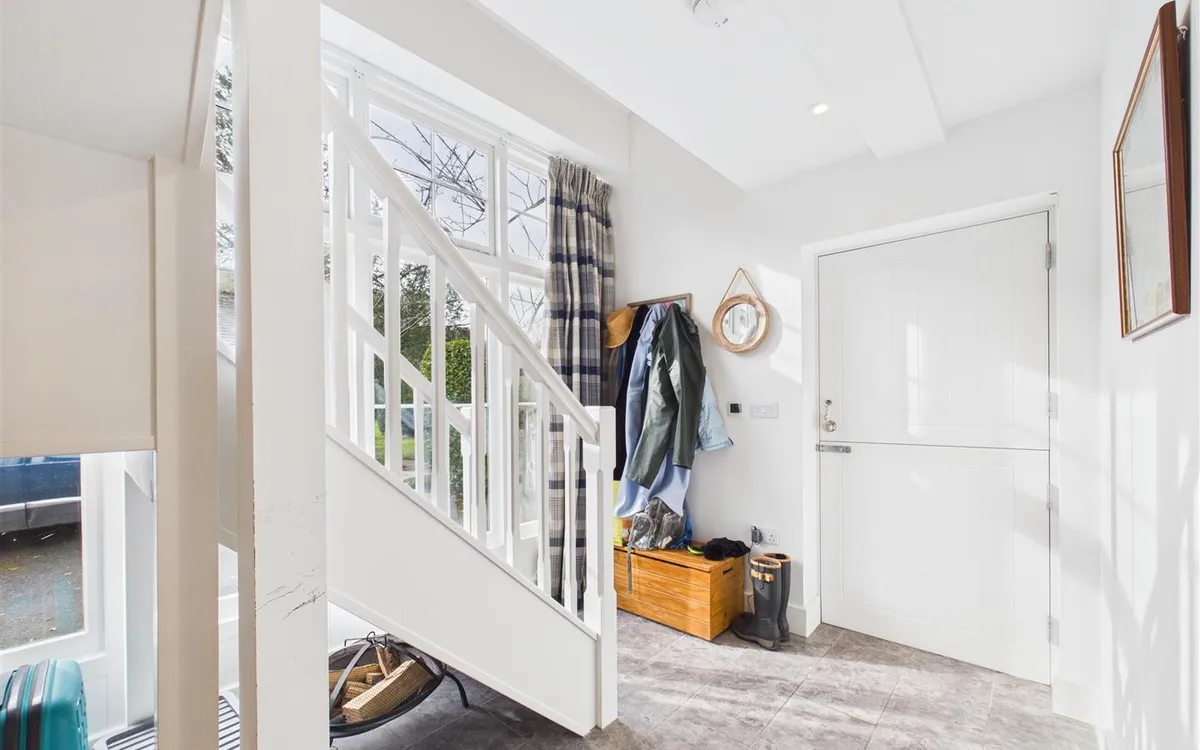 La grande route de st laurent 34460948 cam05512 g0 pr0038 still015