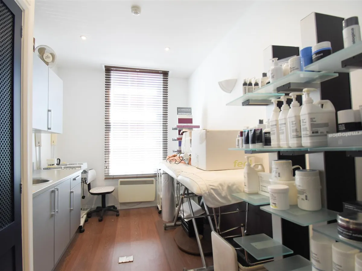 Halkett place st helier jersey 33100284 dsc 0821