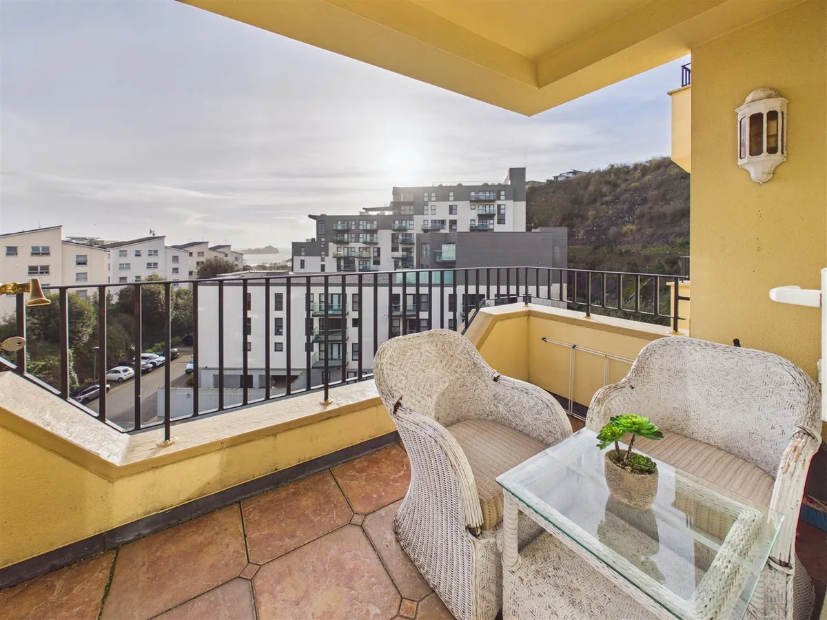 Old st johns road st helier 34467422 cam05512 g0 pr0039 still015