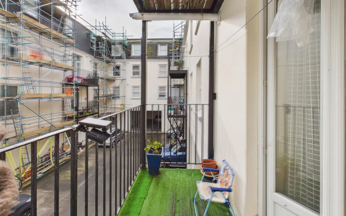 Kensington place st helier 32824148 cam05512 g0 pr0040 still011