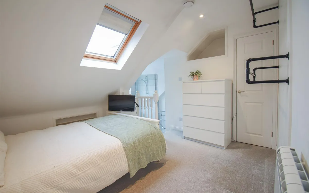 Marett road st helier 33494693 dsc 0771