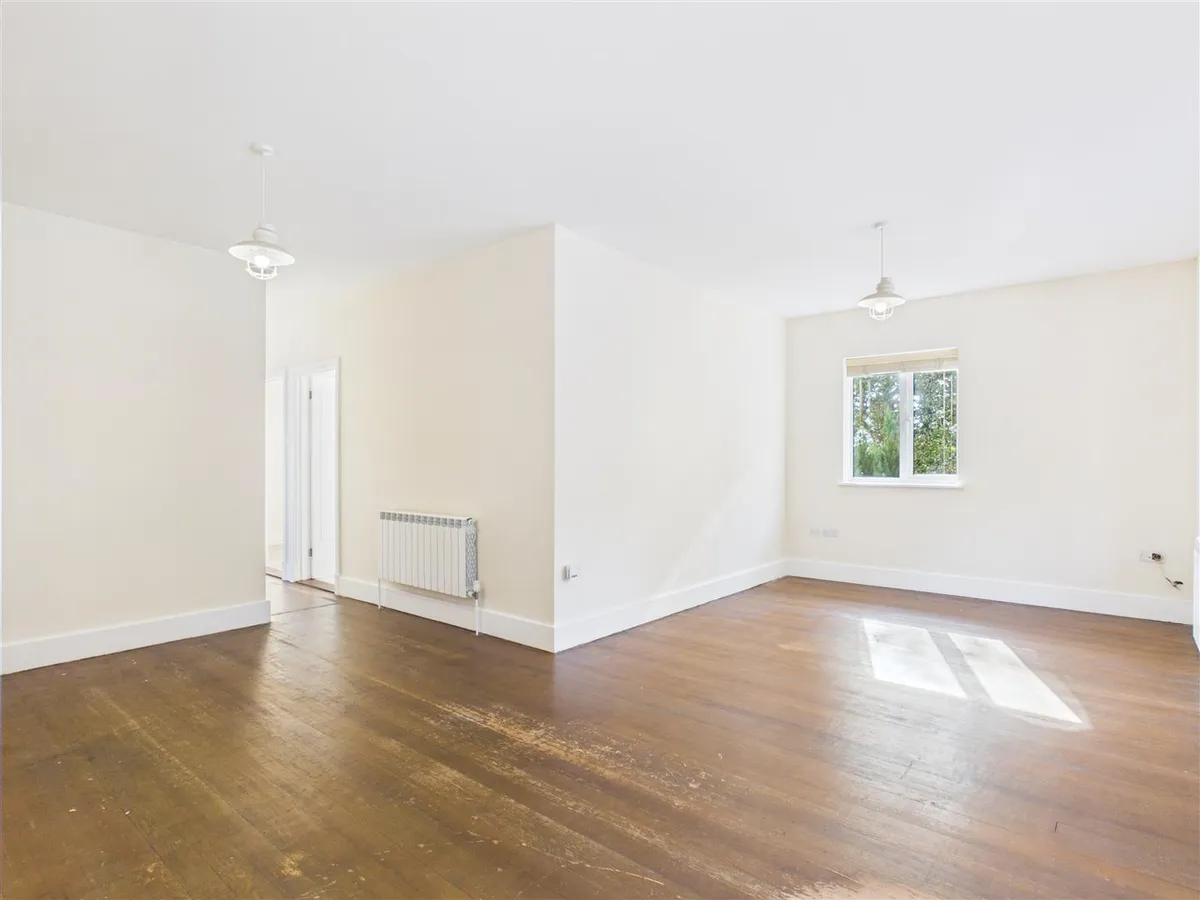 Netherby court la ruelle es reaux 34510587 cam05512 g0 pr0041 still009