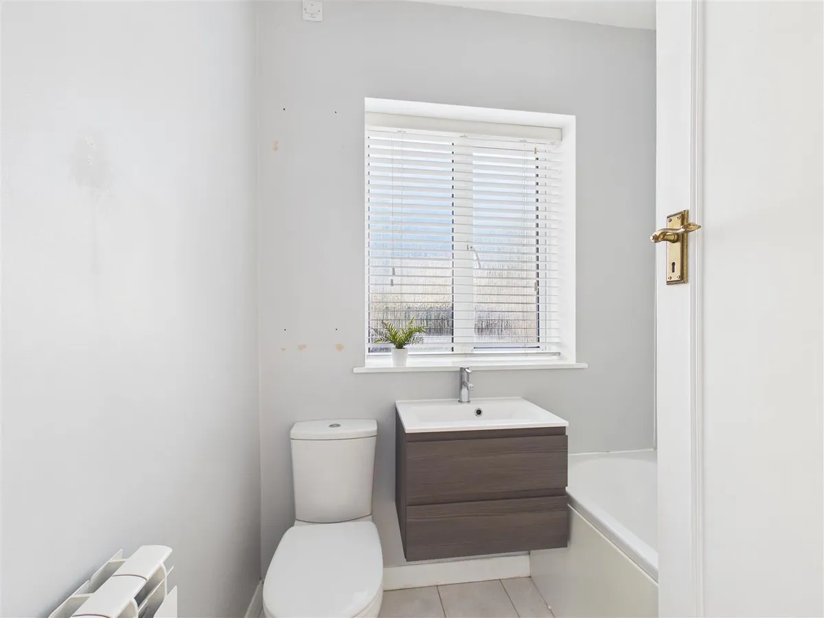 Netherby court la ruelle es reaux 34510587 cam05512 g0 pr0041 still005