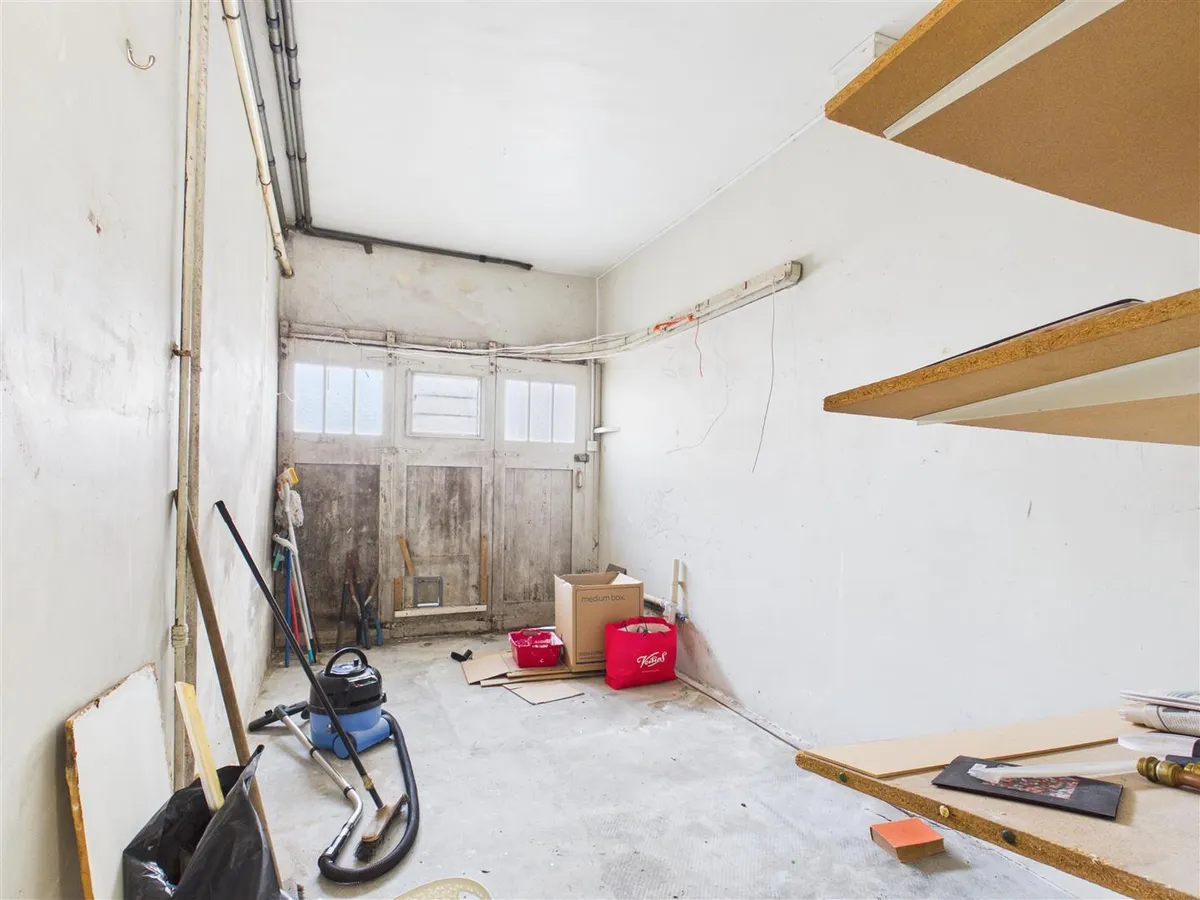 Netherby court la ruelle es reaux 34510587 cam05512 g0 pr0041 still012