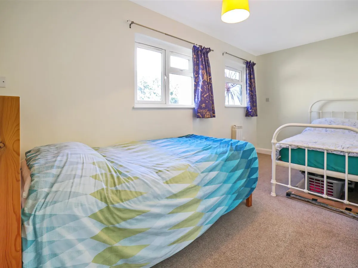 Bayview court le mont matthieu 34502619 ei8 a1945