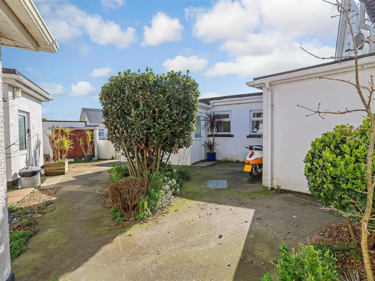 Bayview court le mont matthieu 34502619 ei8 a1963