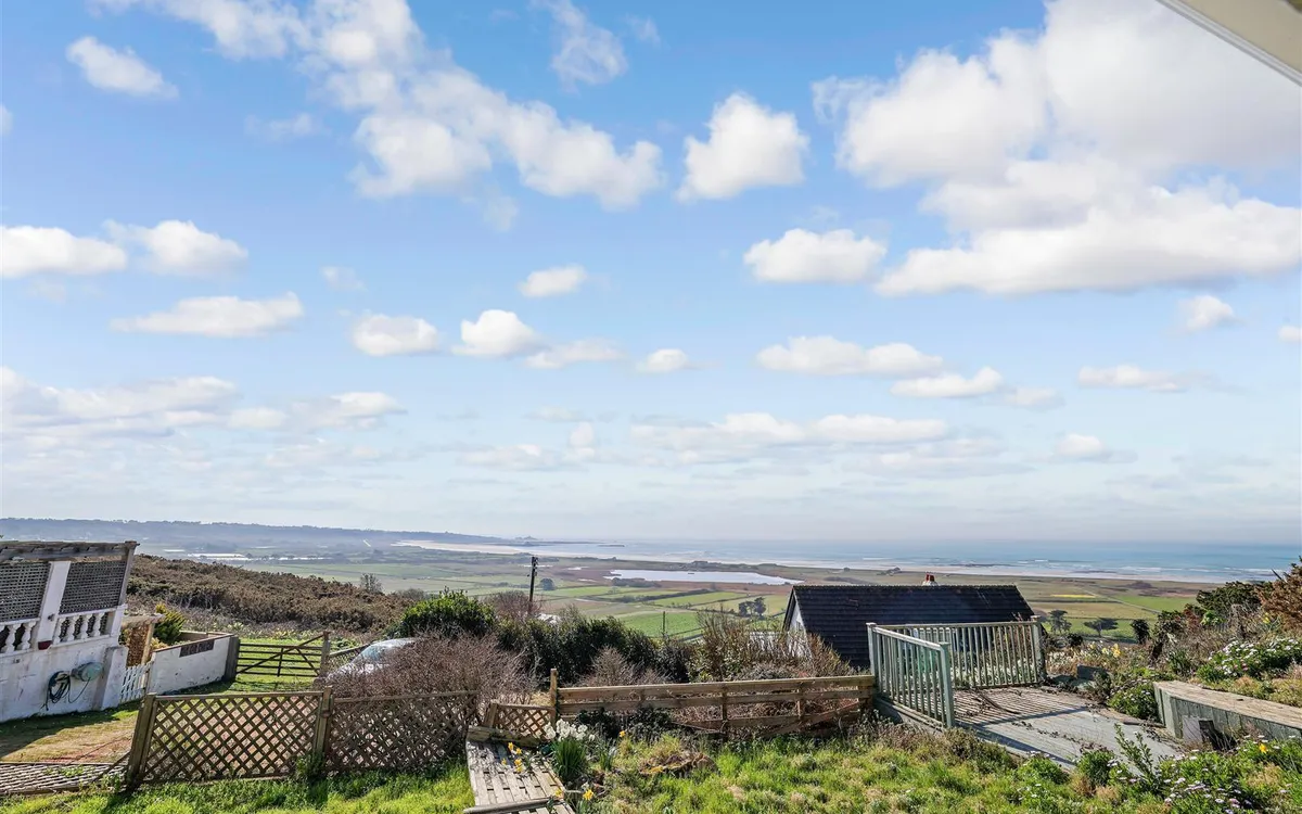 Bayview court le mont matthieu 34502619 ei8 a1919