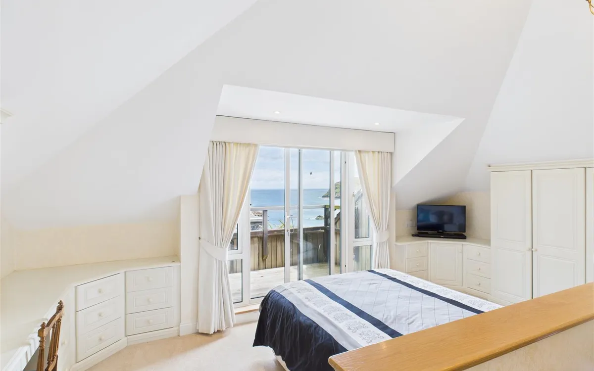 Bonne nuit st john 34051631 cam05512 g0 pr0007 still036