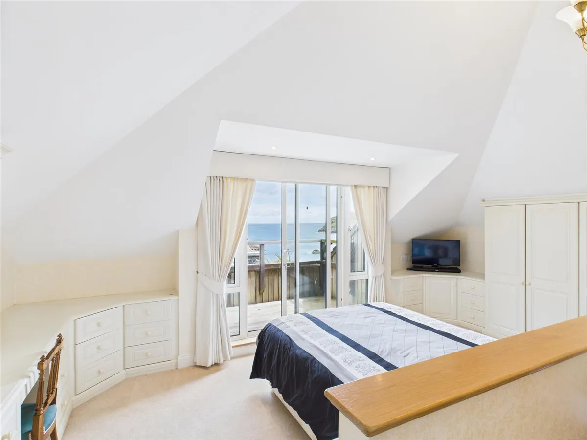 Bonne nuit st john 34051631 cam05512 g0 pr0007 still036