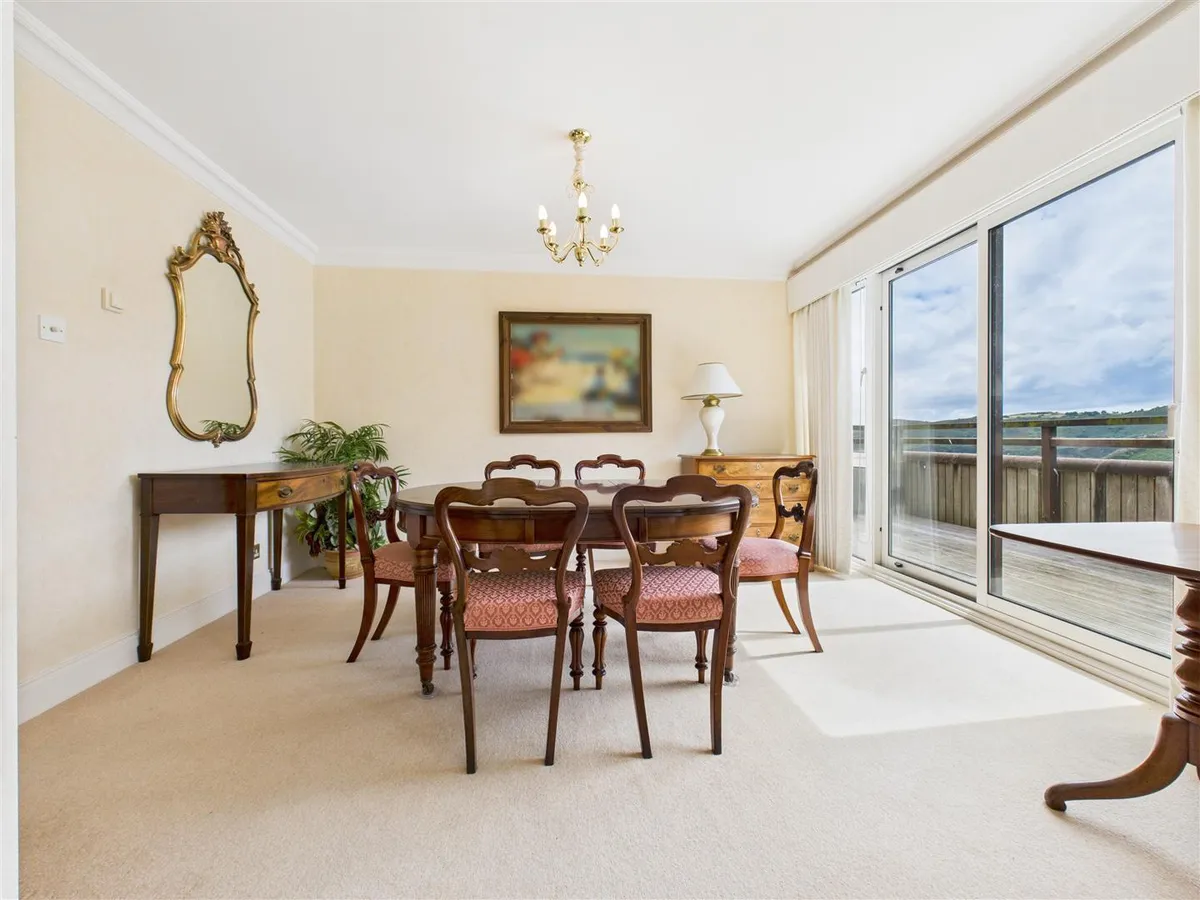 Bonne nuit st john 34051631 cam05512 g0 pr0007 still003