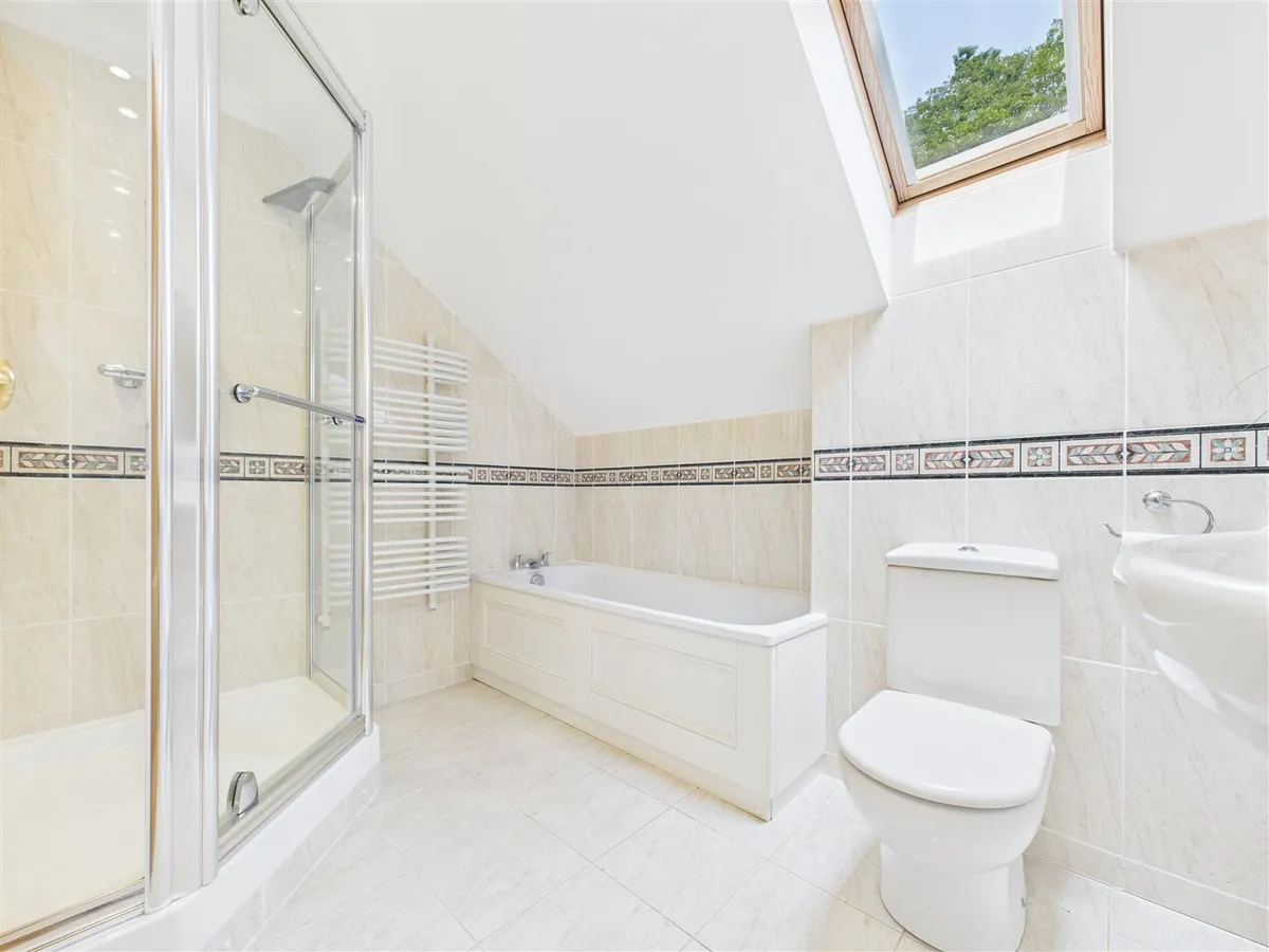 Bonne nuit st john 34051631 cam05512 g0 pr0007 still007