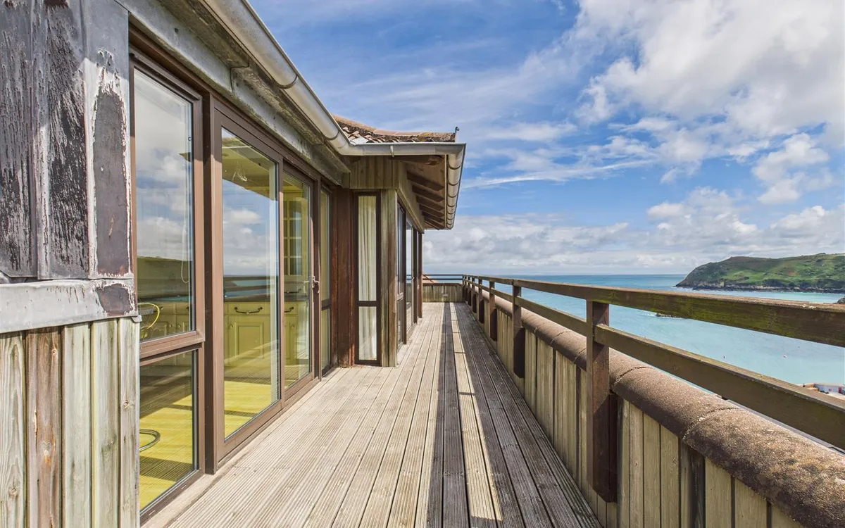 Bonne nuit st john 34051631 cam05512 g0 pr0007 still037