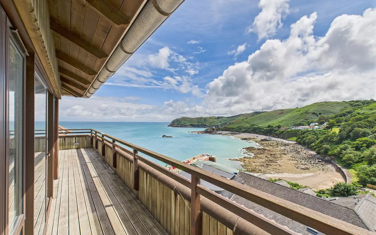 Bonne nuit st john 34051631 cam05512 g0 pr0007 still039